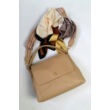 LOUNA táska elegáns formával szép hímzett vállpánttal különleges színben