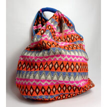 O'NEILL nagy textil táska gyönyörű színekkel mintával